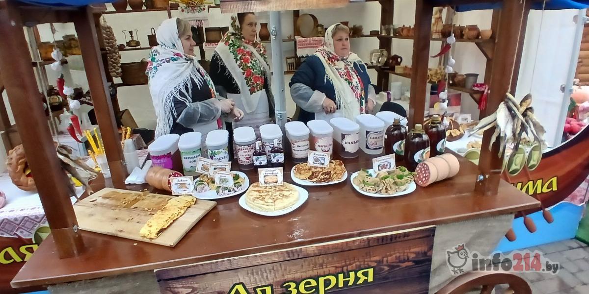 Ремесленники проводили мастер-классы для желающих