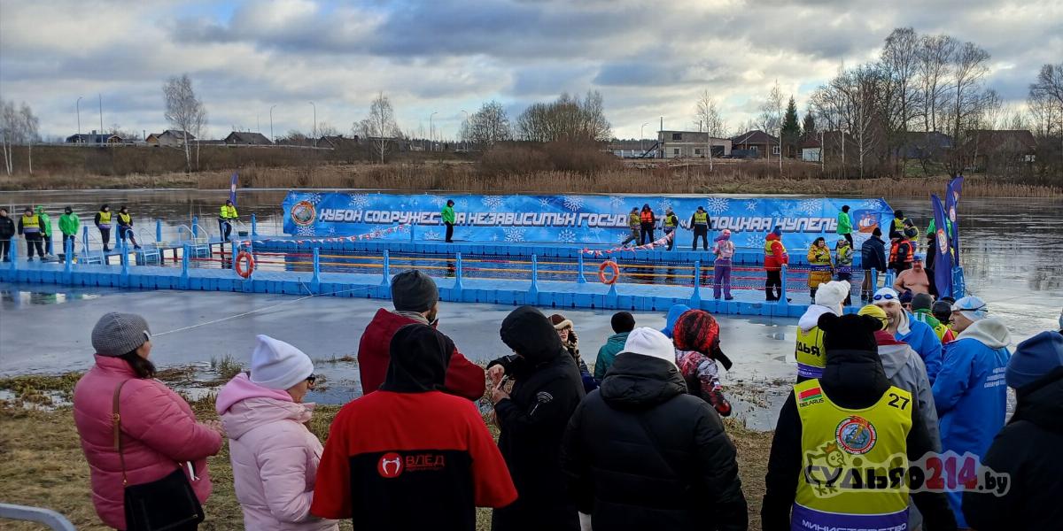 первые заплывы спортсменов